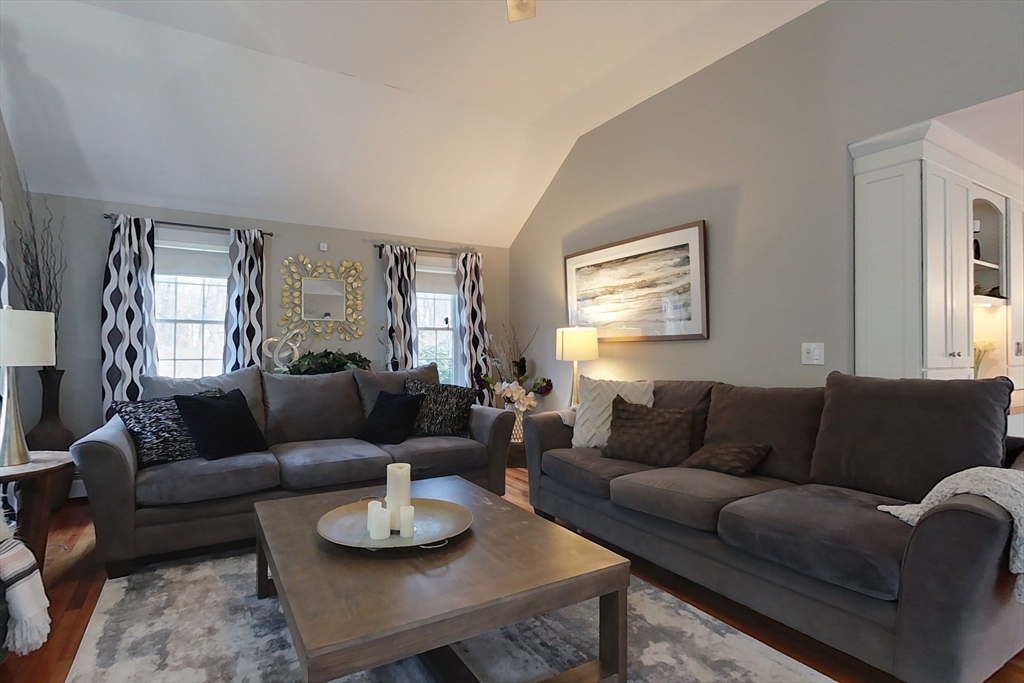 233 Nashua Rd