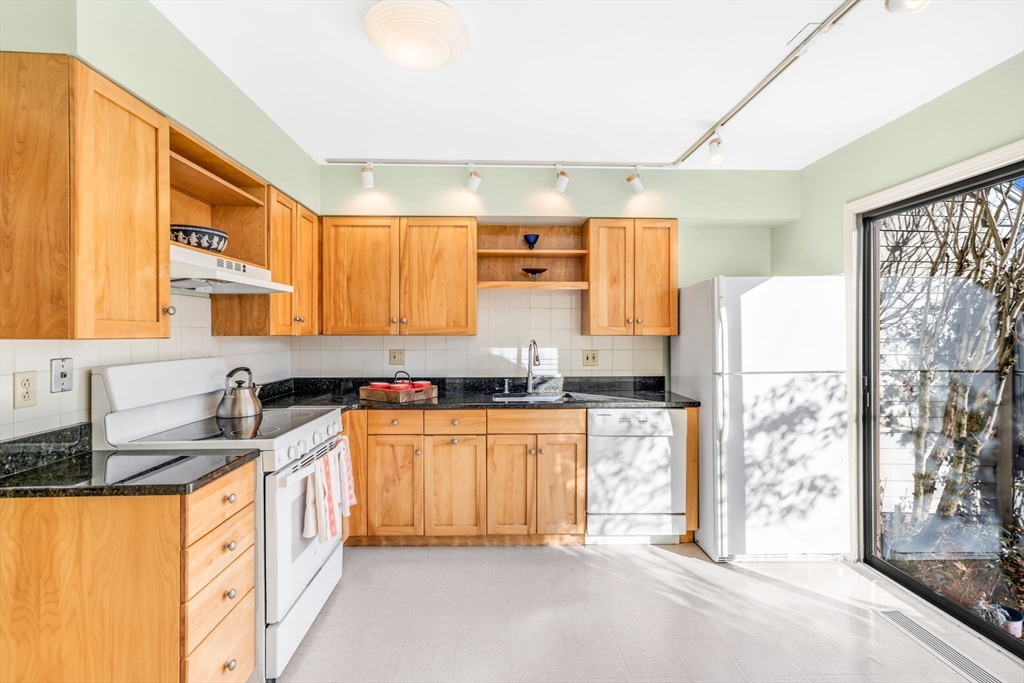 108 Fifer Lane # 108