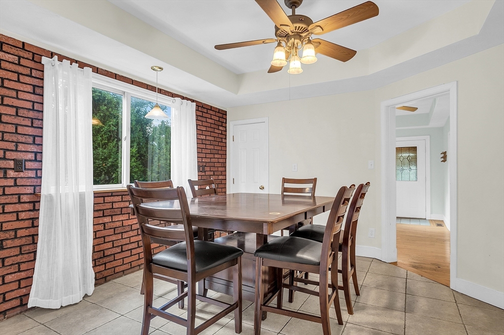 16 Walnut Terr