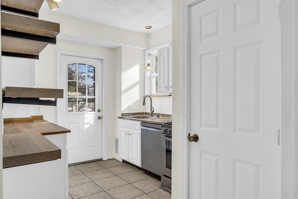 16 Walnut Terr