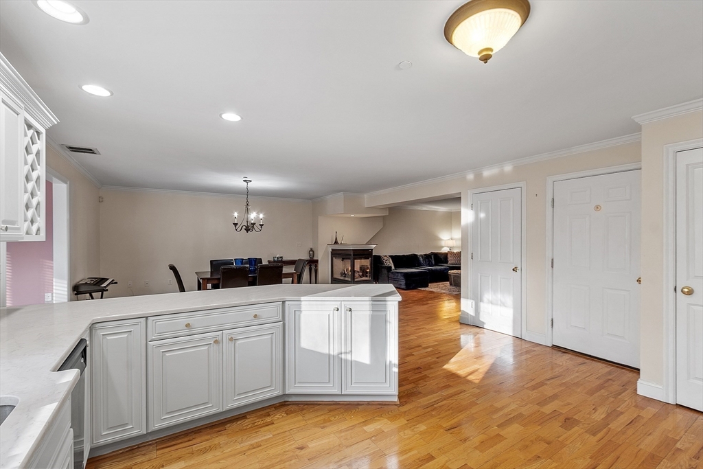 218 Rangeway Rd # 282