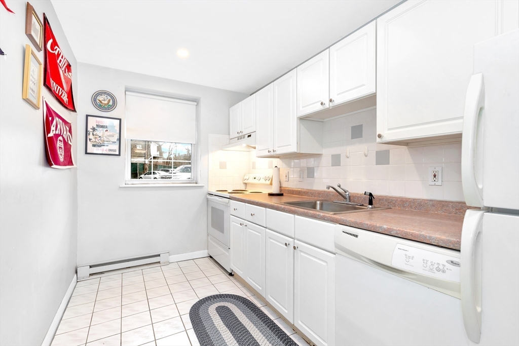 7 Colonial Village Dr # 2