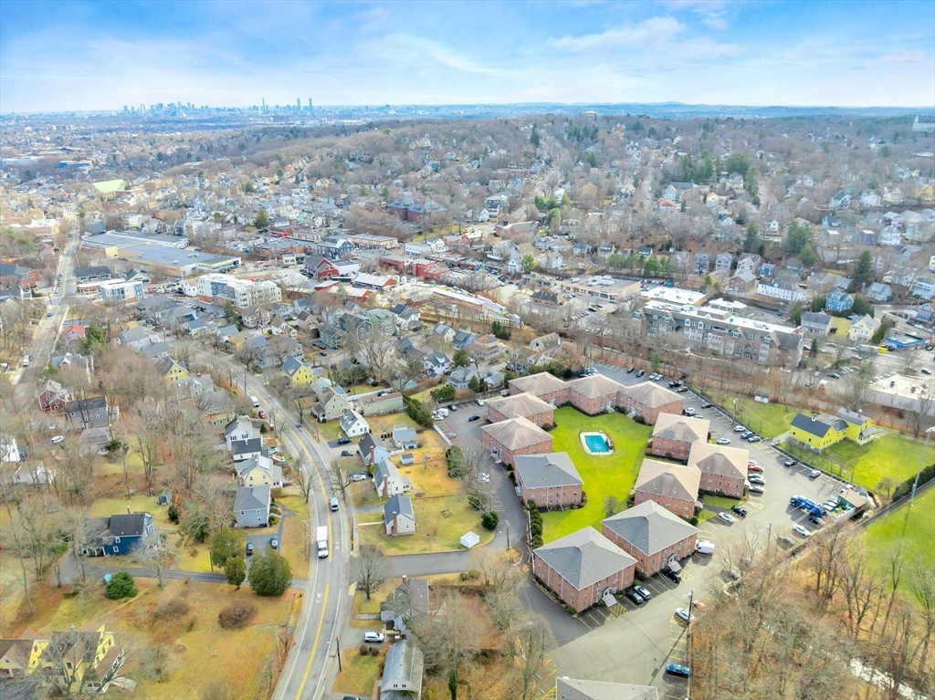 7 Colonial Village Dr # 2