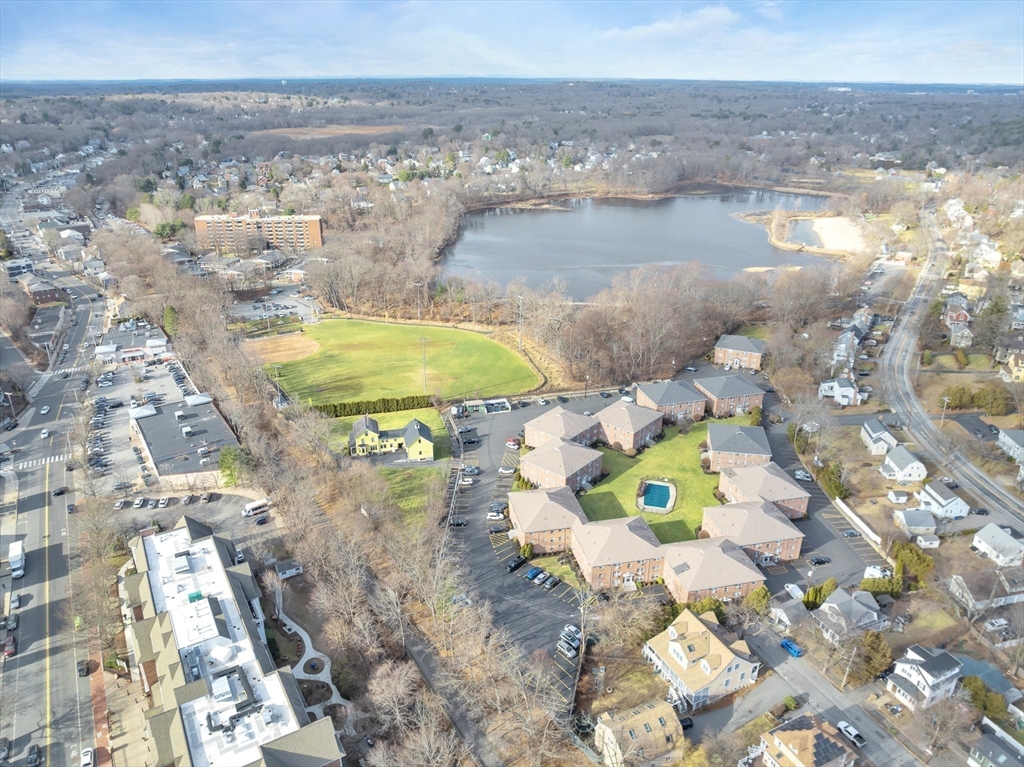 7 Colonial Village Dr # 2