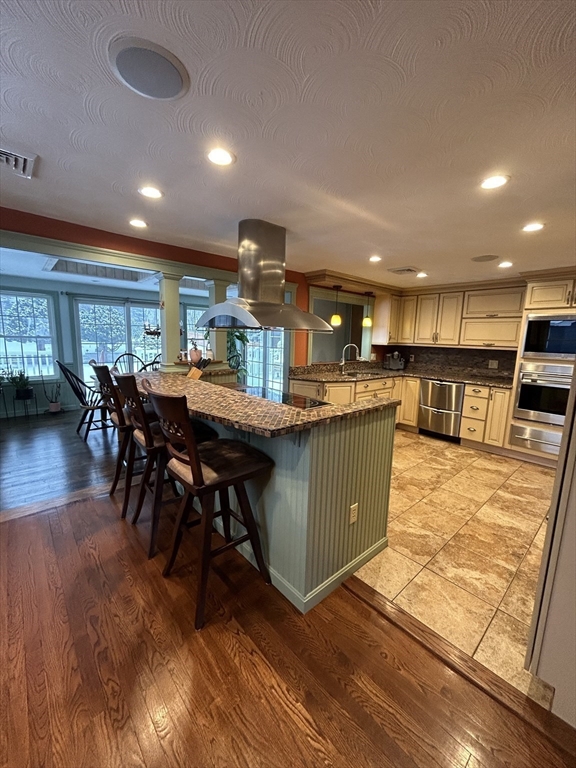 21 Fieldstone Dr
