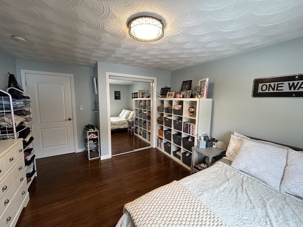21 Fieldstone Dr