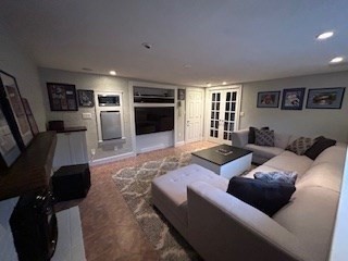 21 Fieldstone Dr