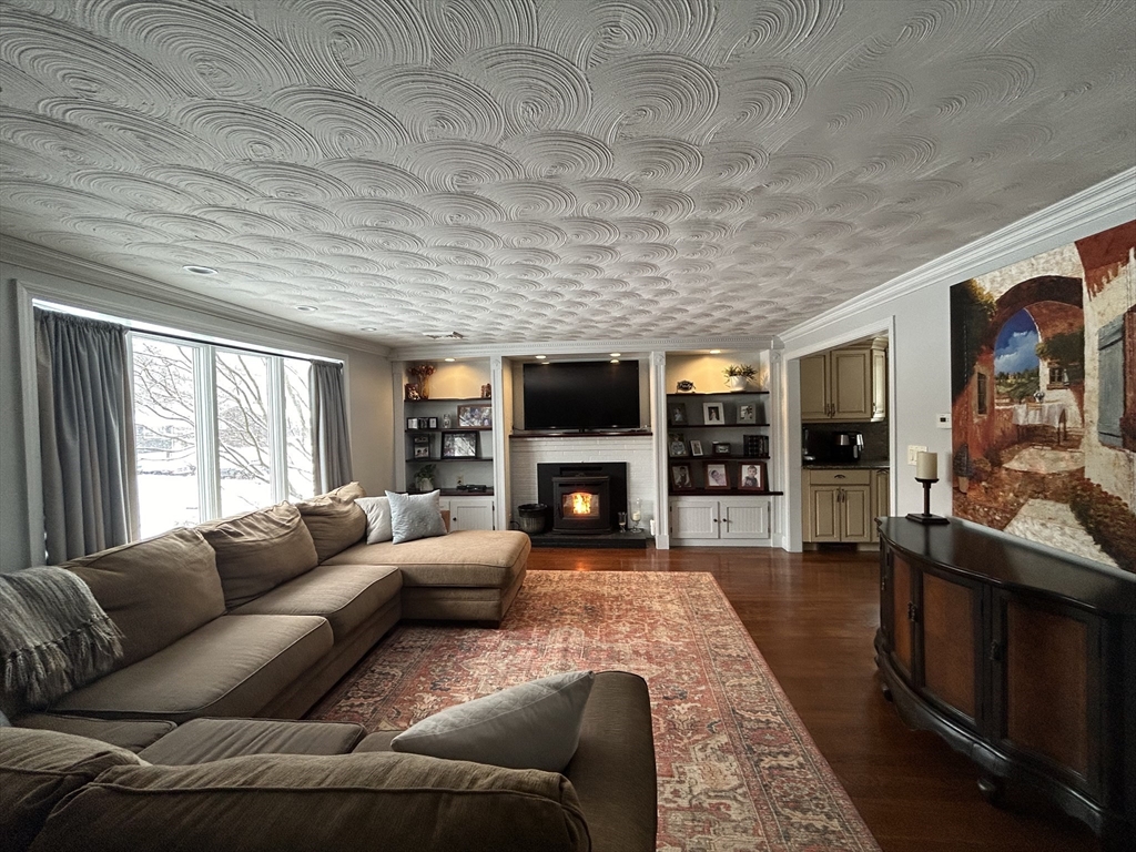 21 Fieldstone Dr
