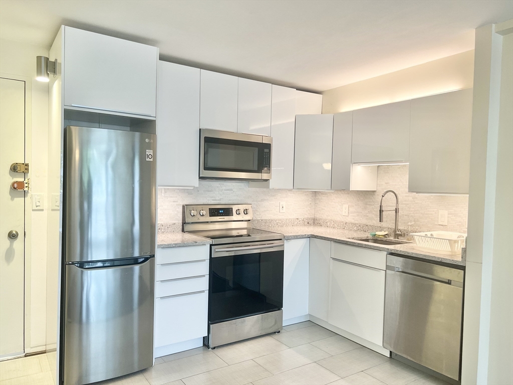 29 Concord Ave # 405