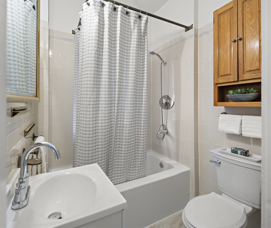 10-14 Remington St # 108