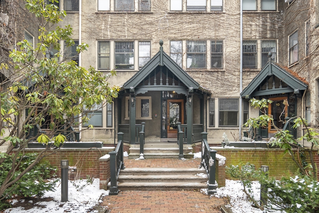 10-14 Remington St # 108