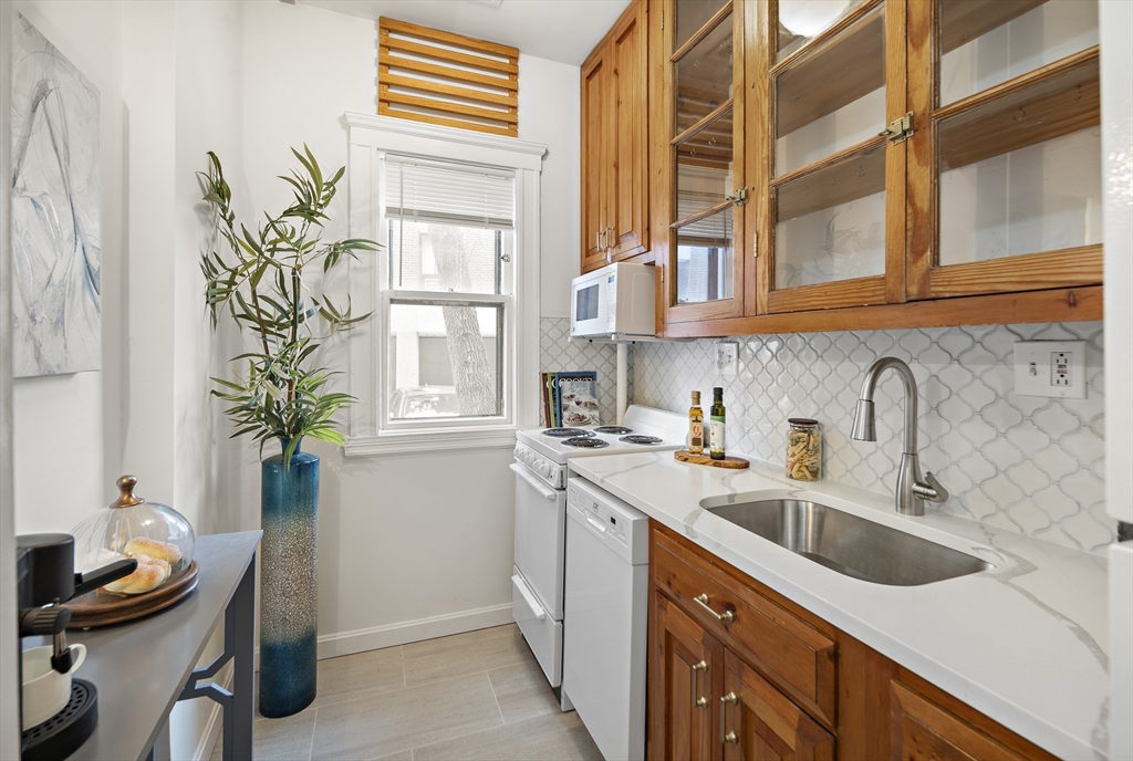 10-14 Remington St # 108