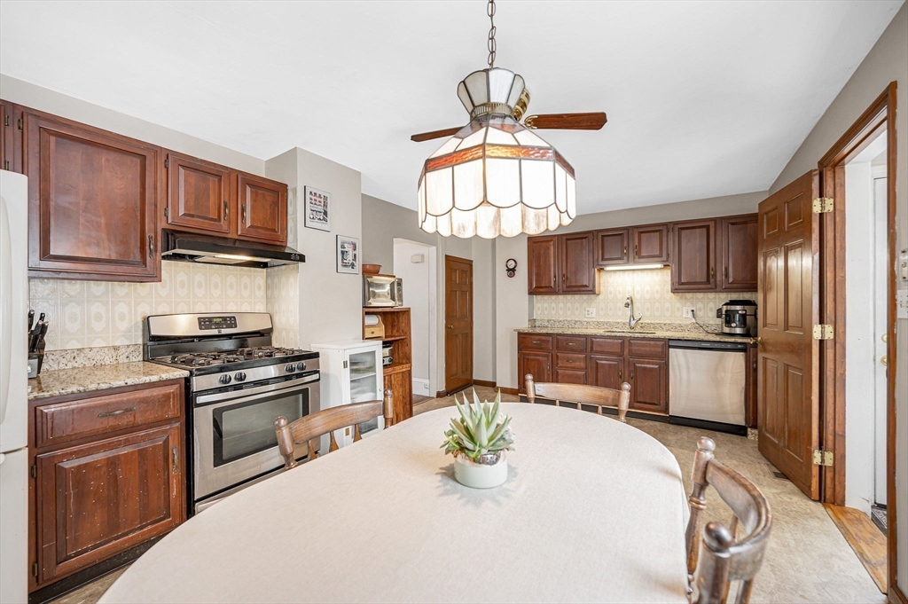 48 Beacon Street