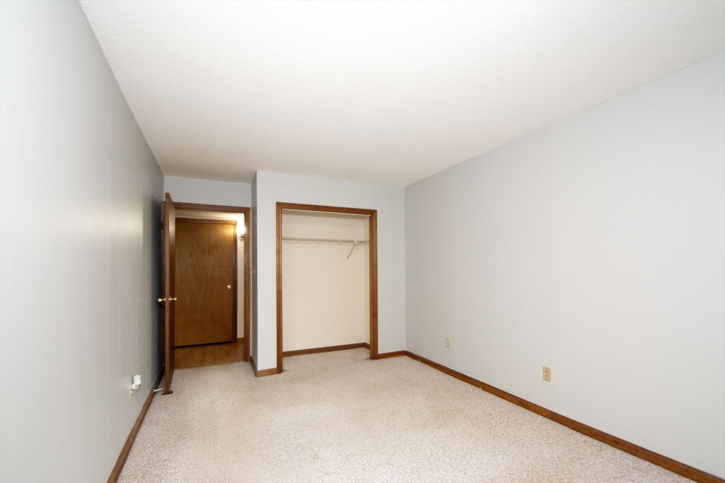 40 Cross St # 4