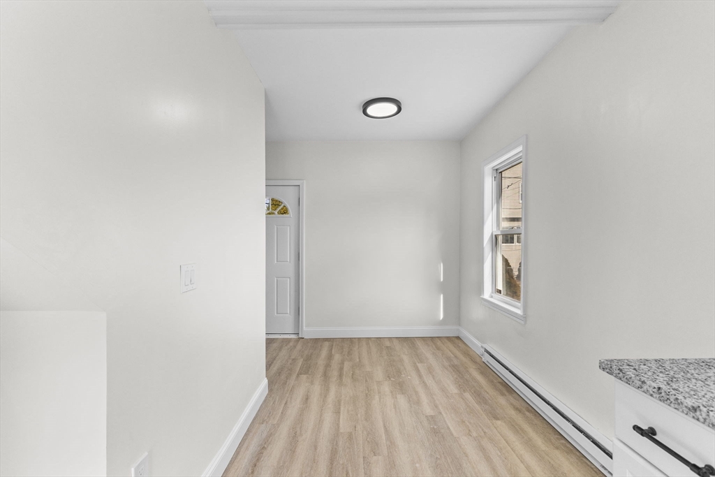 51 Miller St
