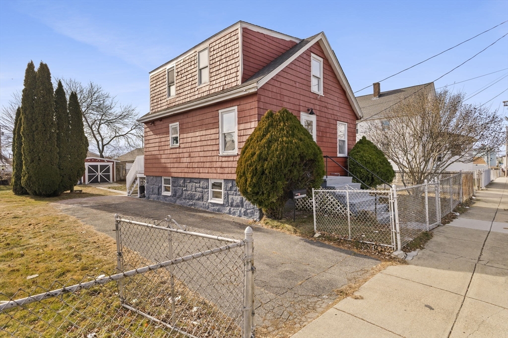 51 Miller St
