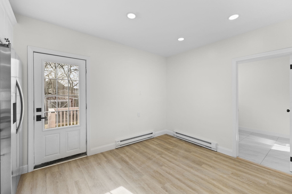 51 Miller St