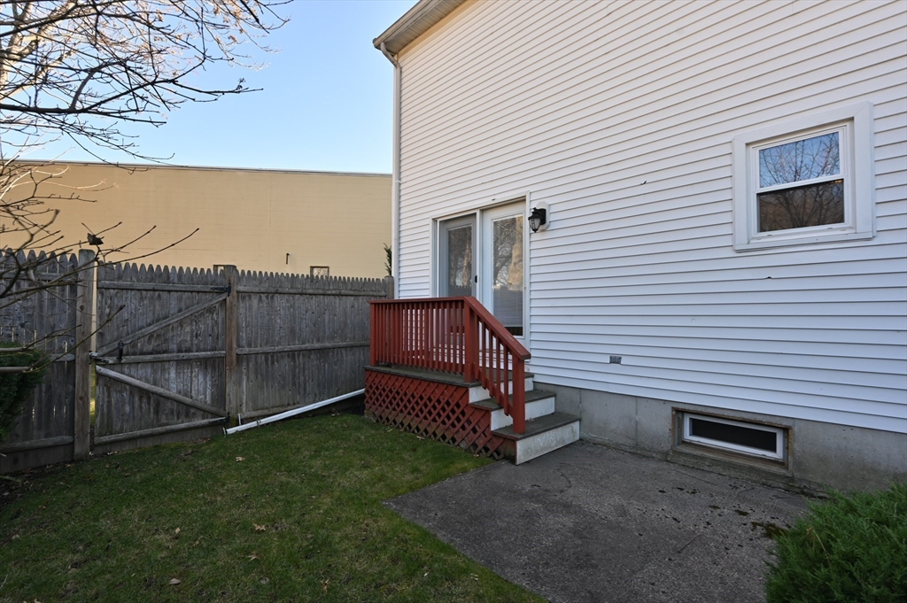 50 Hicks Ave # 17