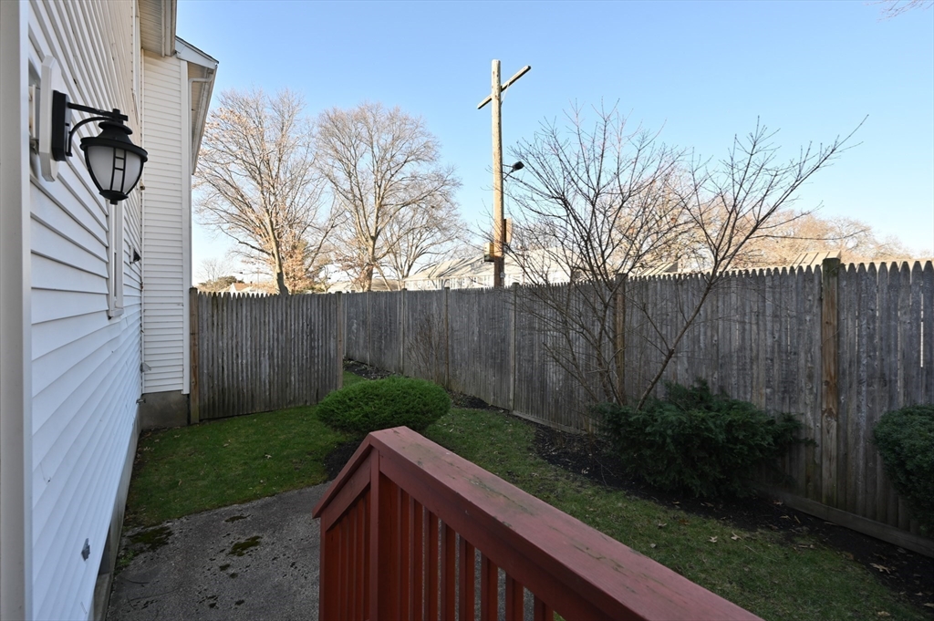 50 Hicks Ave # 17