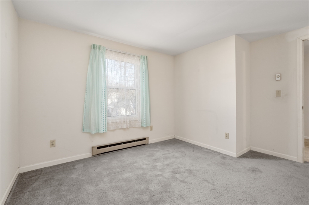 50 Hicks Ave # 17