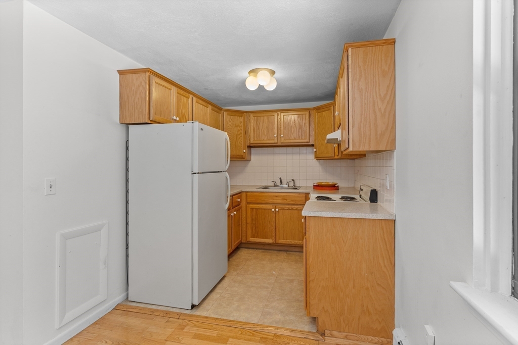 2 Town House Ln # 6