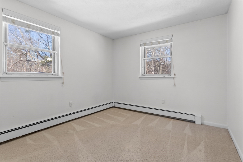 2 Town House Ln # 6