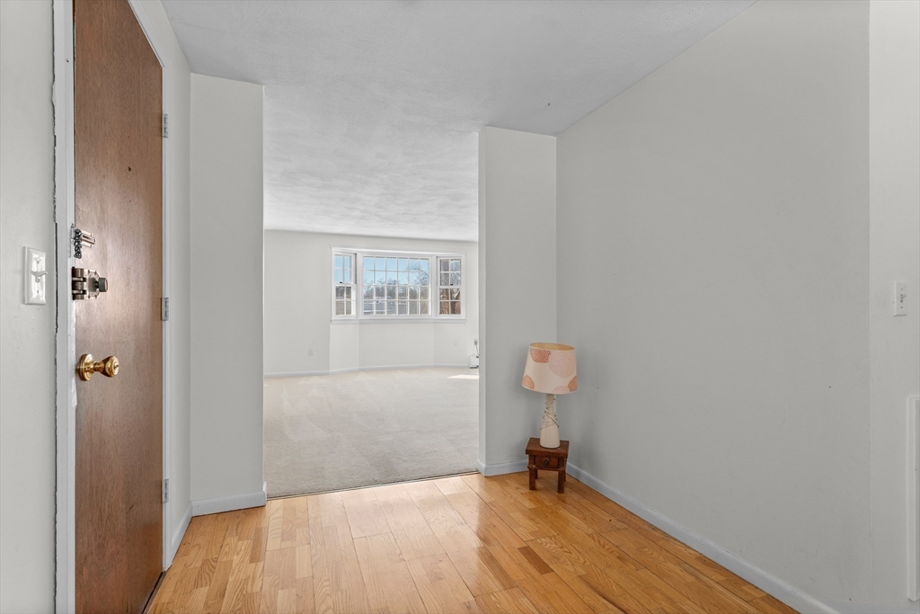 2 Town House Ln # 6