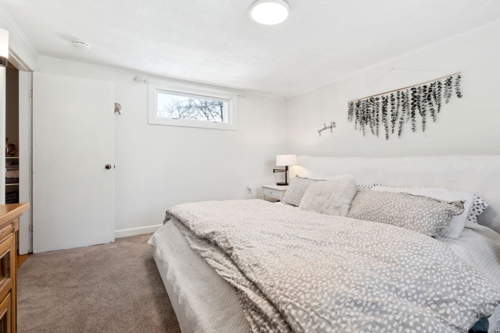 10 Maplewood Ave