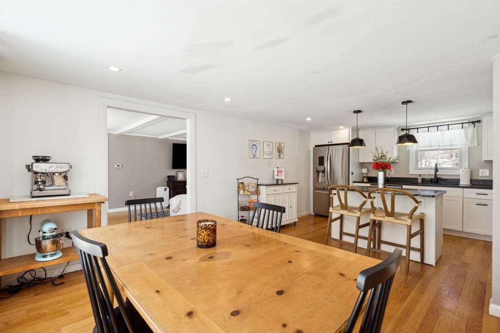 10 Maplewood Ave