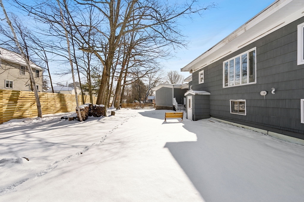 10 Maplewood Ave