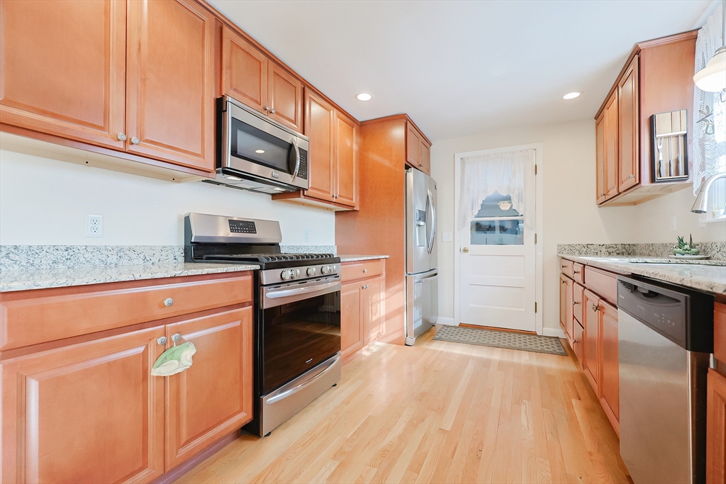 61 Helen Dr