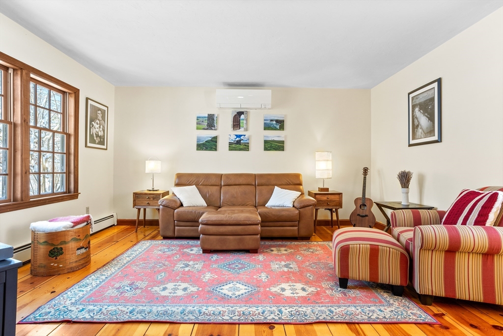 117 Burnham Rd