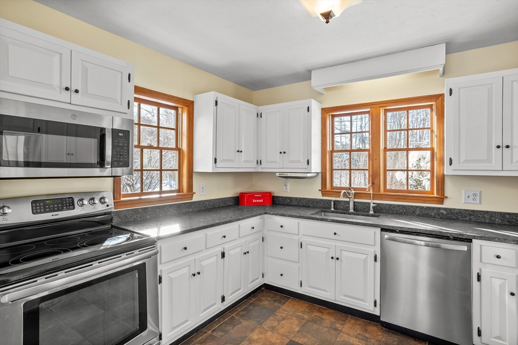 117 Burnham Rd