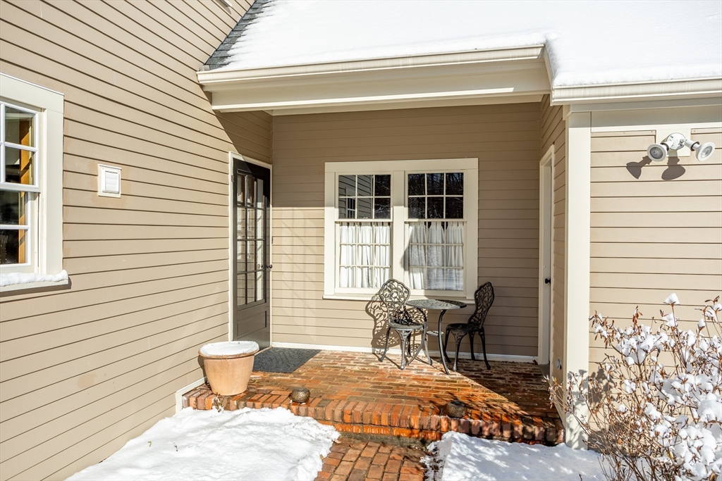 117 Burnham Rd