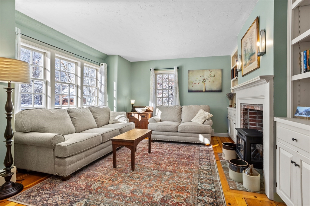 117 Burnham Rd