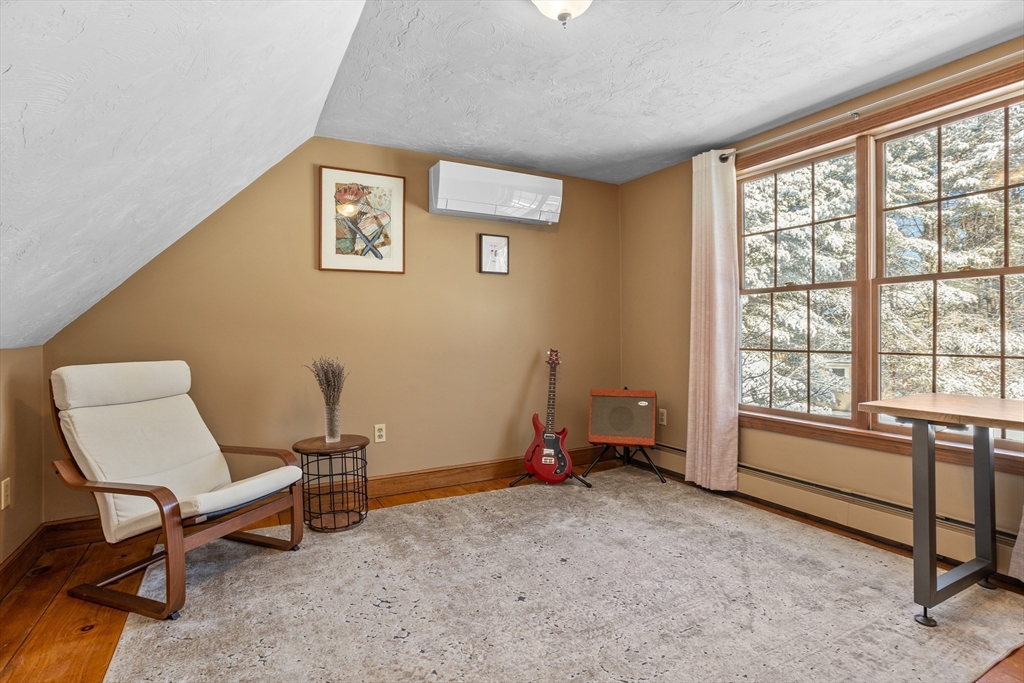 117 Burnham Rd