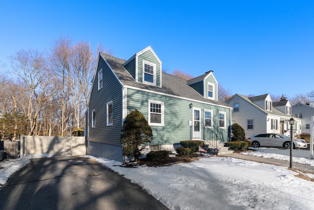 86 Alvin Ave