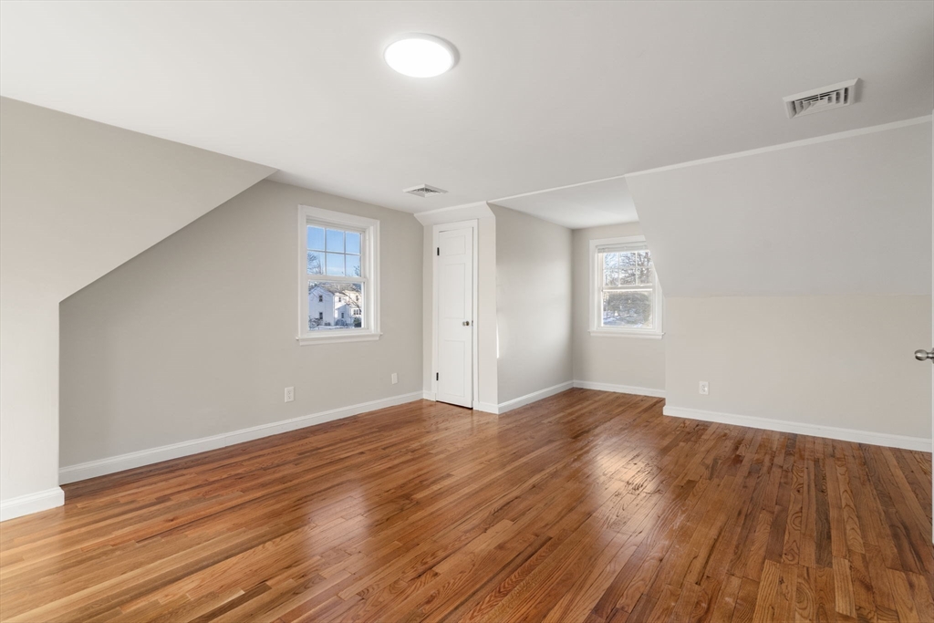 86 Alvin Ave