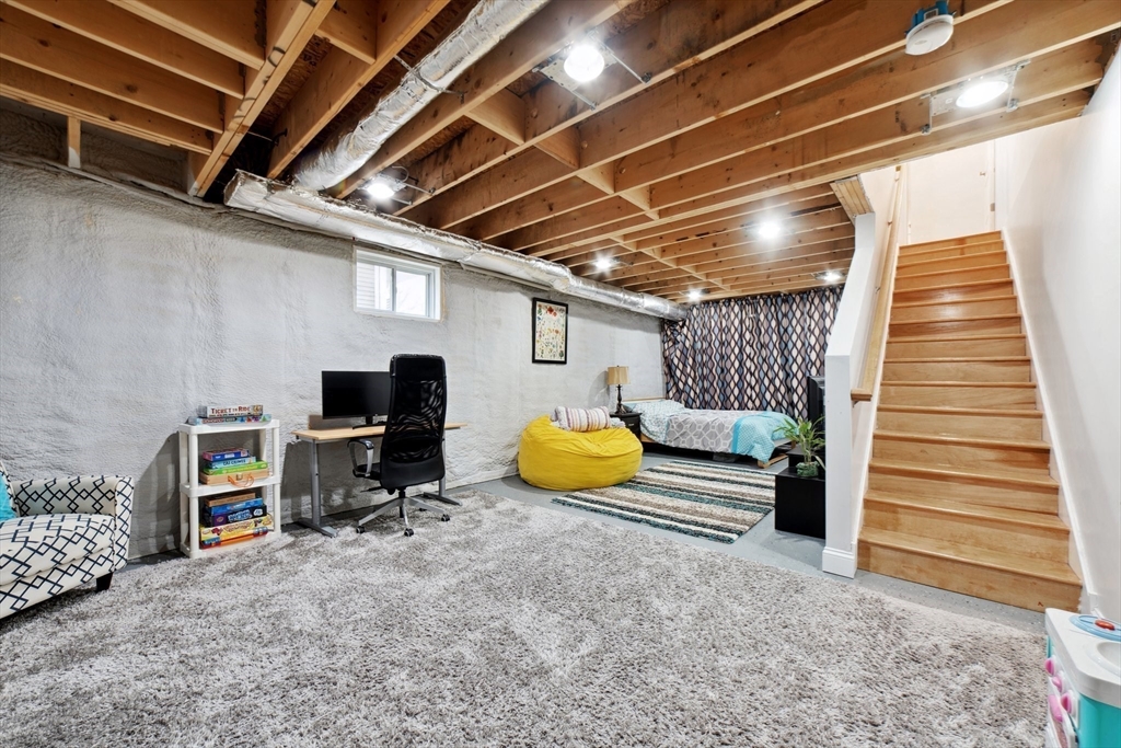 9 Webster St # 1