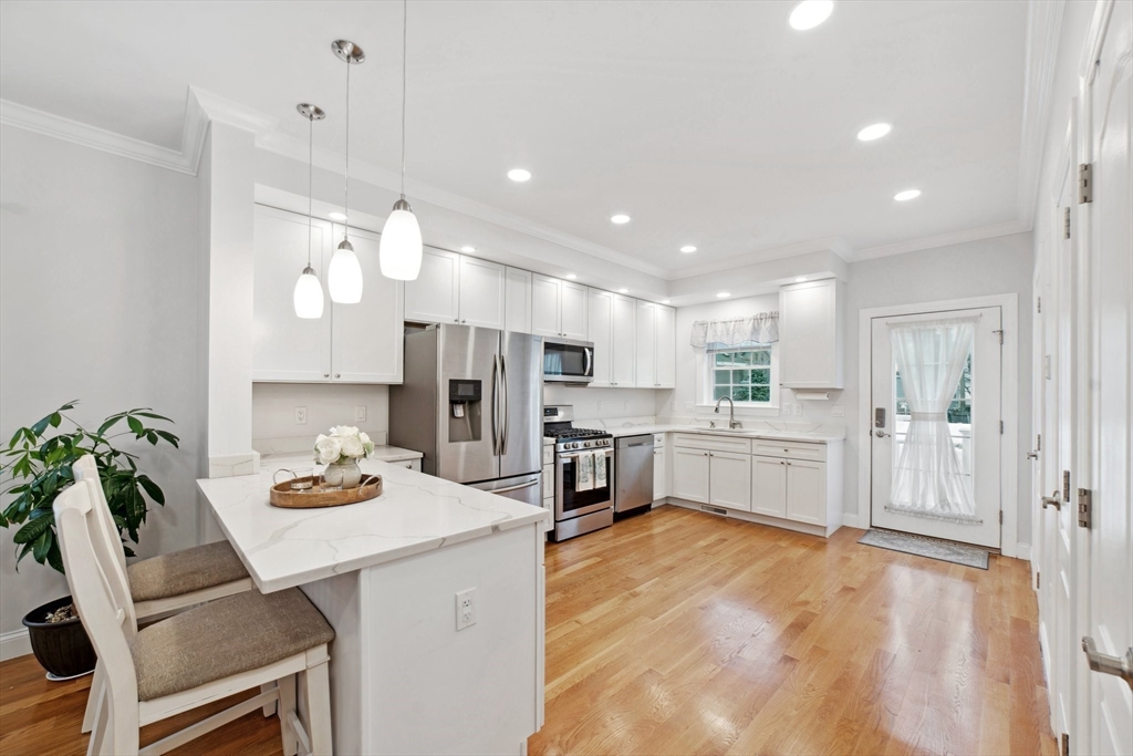 9 Webster St # 1