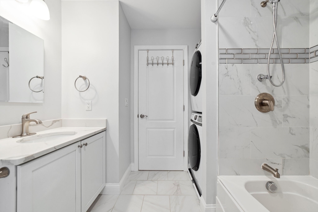 9 Webster St # 1