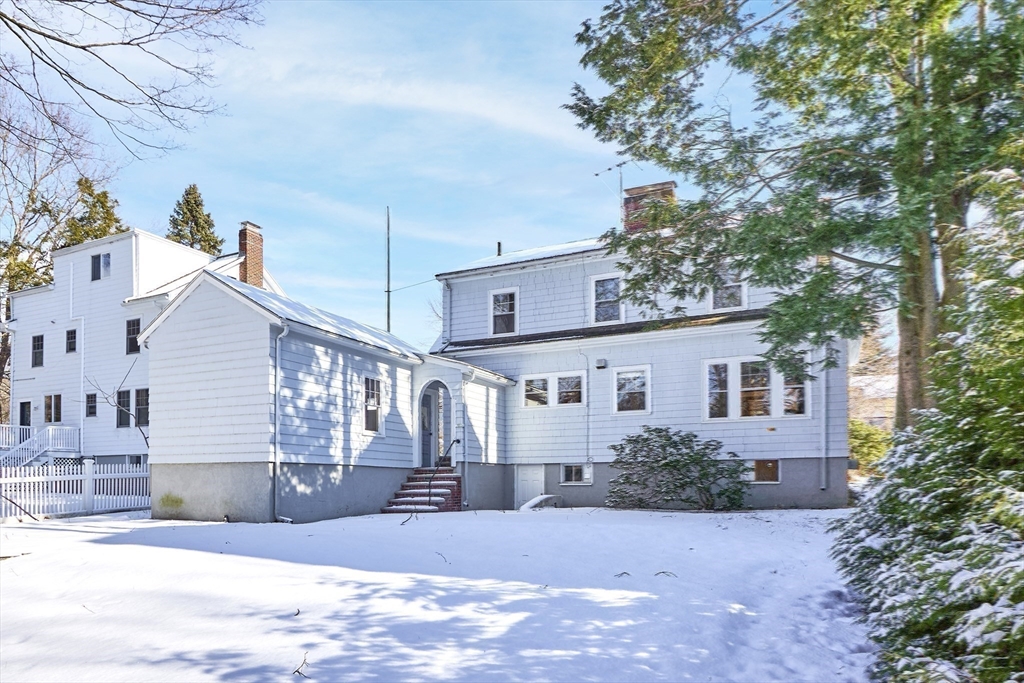 18 Bertwell Road