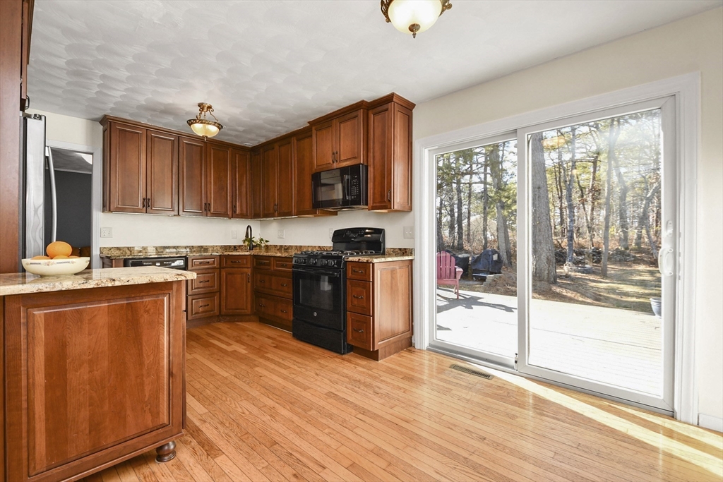 133 Long Duck Pond Road