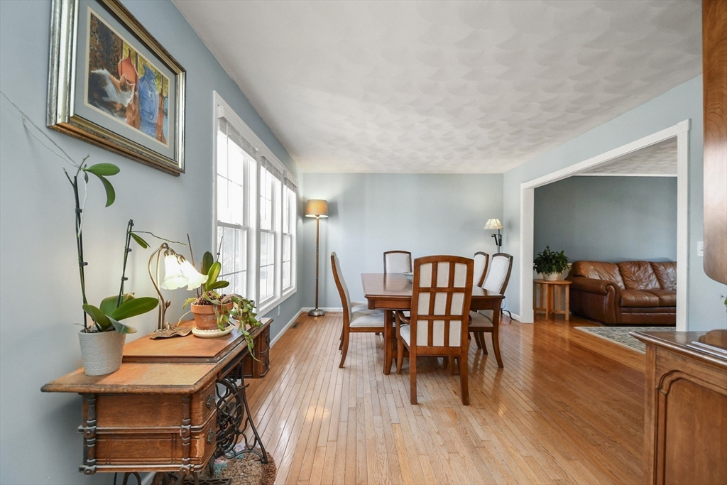 133 Long Duck Pond Road