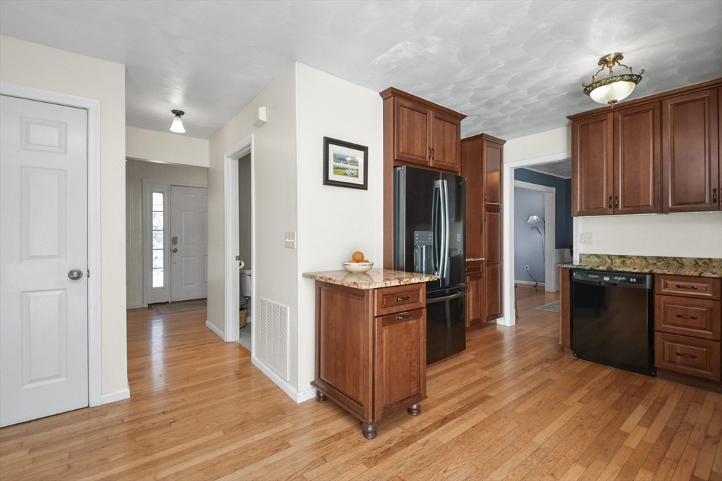 133 Long Duck Pond Road