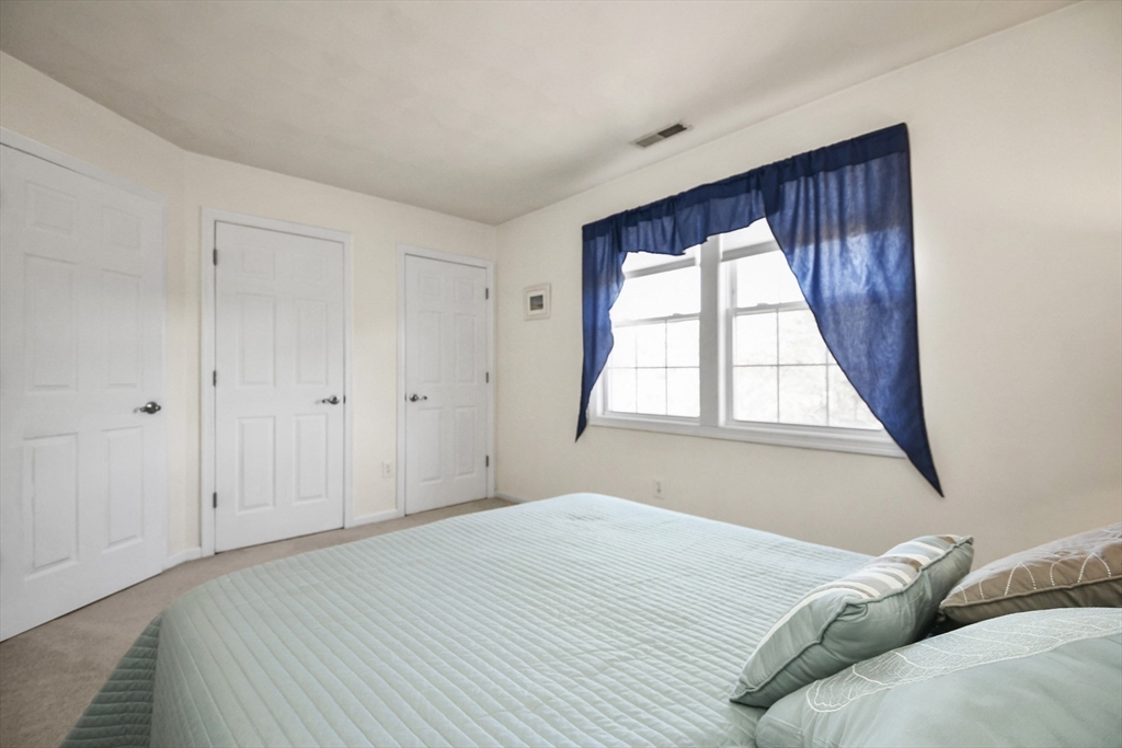 133 Long Duck Pond Road