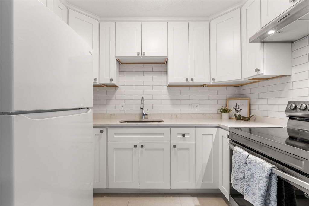 1186 Worcester # 230