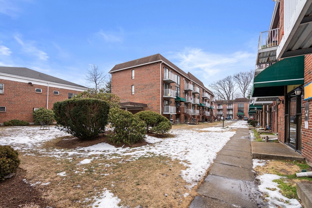 1186 Worcester # 230