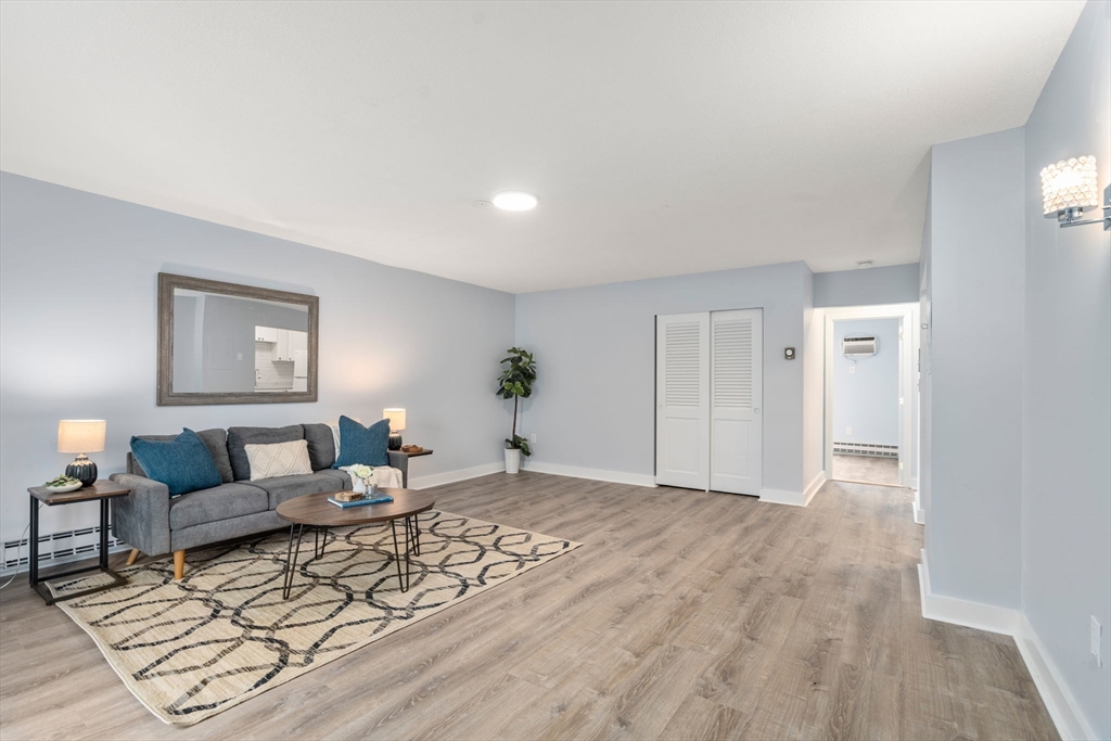 1186 Worcester # 230