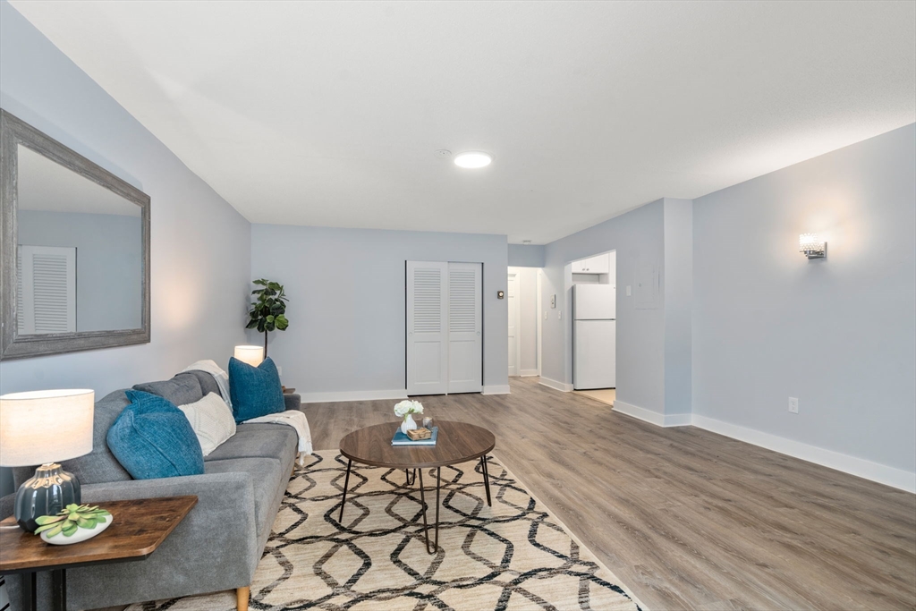 1186 Worcester # 230